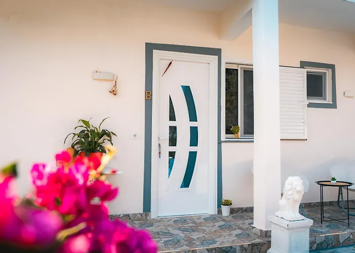 Gentjan Apartament